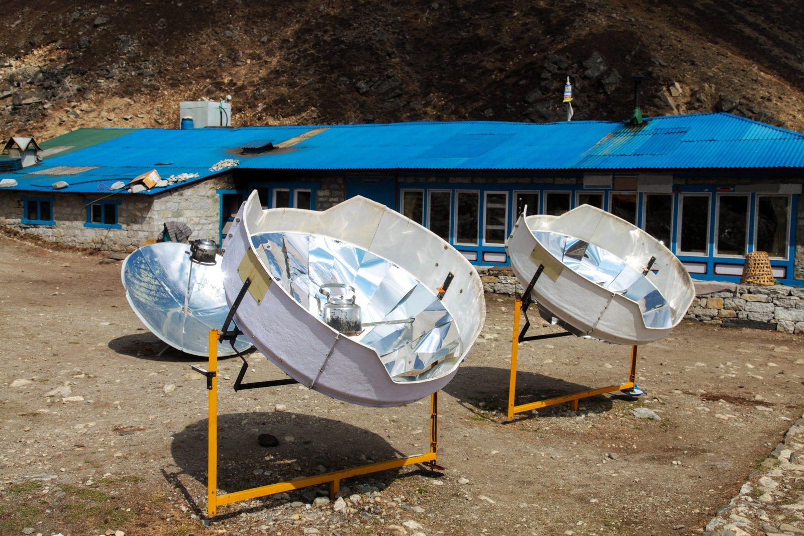 warming-the-teapot-in-a-solar-cooker-nepal-himal-2025-01-09-04-57-52-utc-scaled.jpg